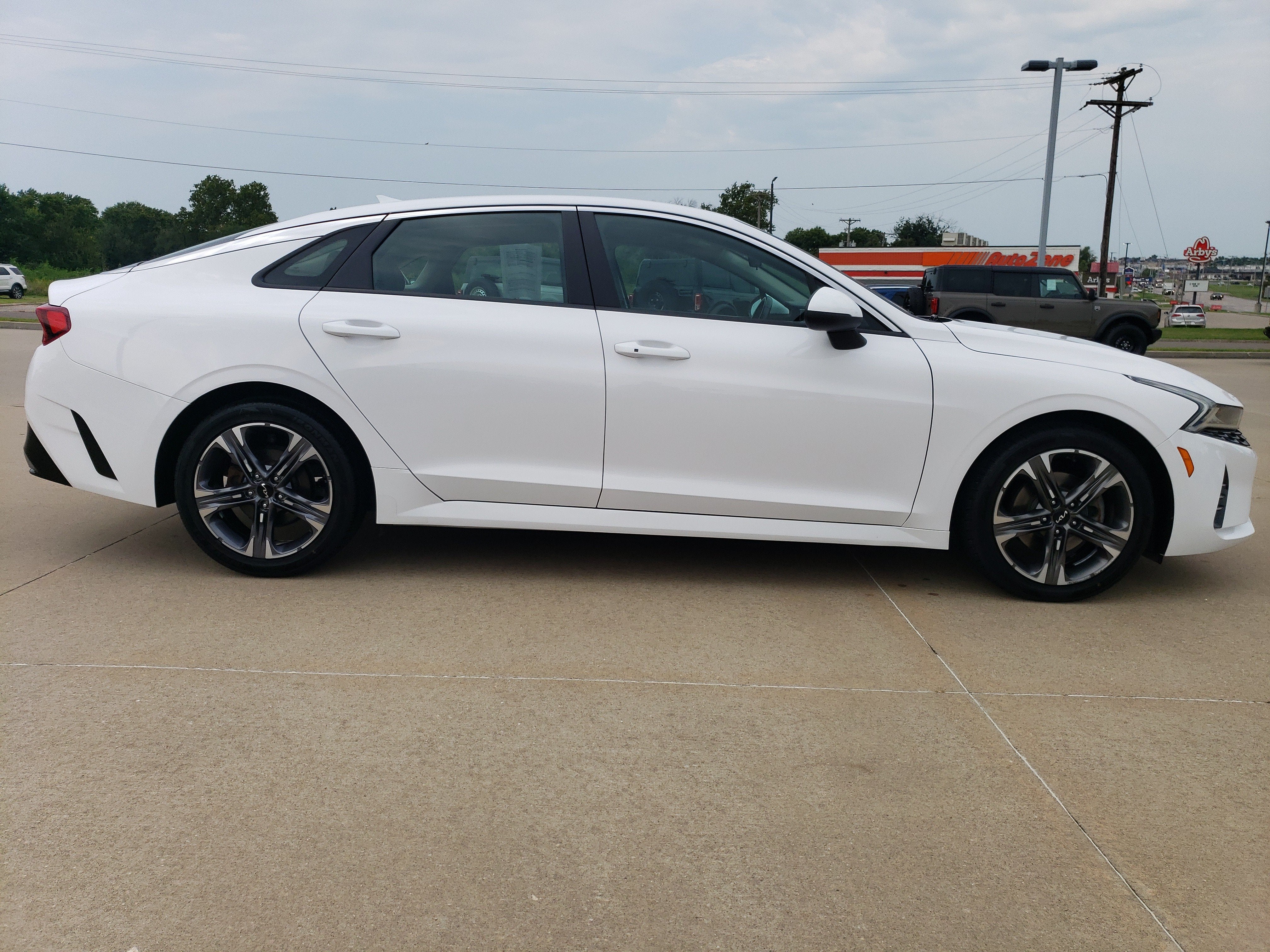 2022 Kia K5 LXS