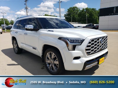 2024 Toyota Sequoia Base