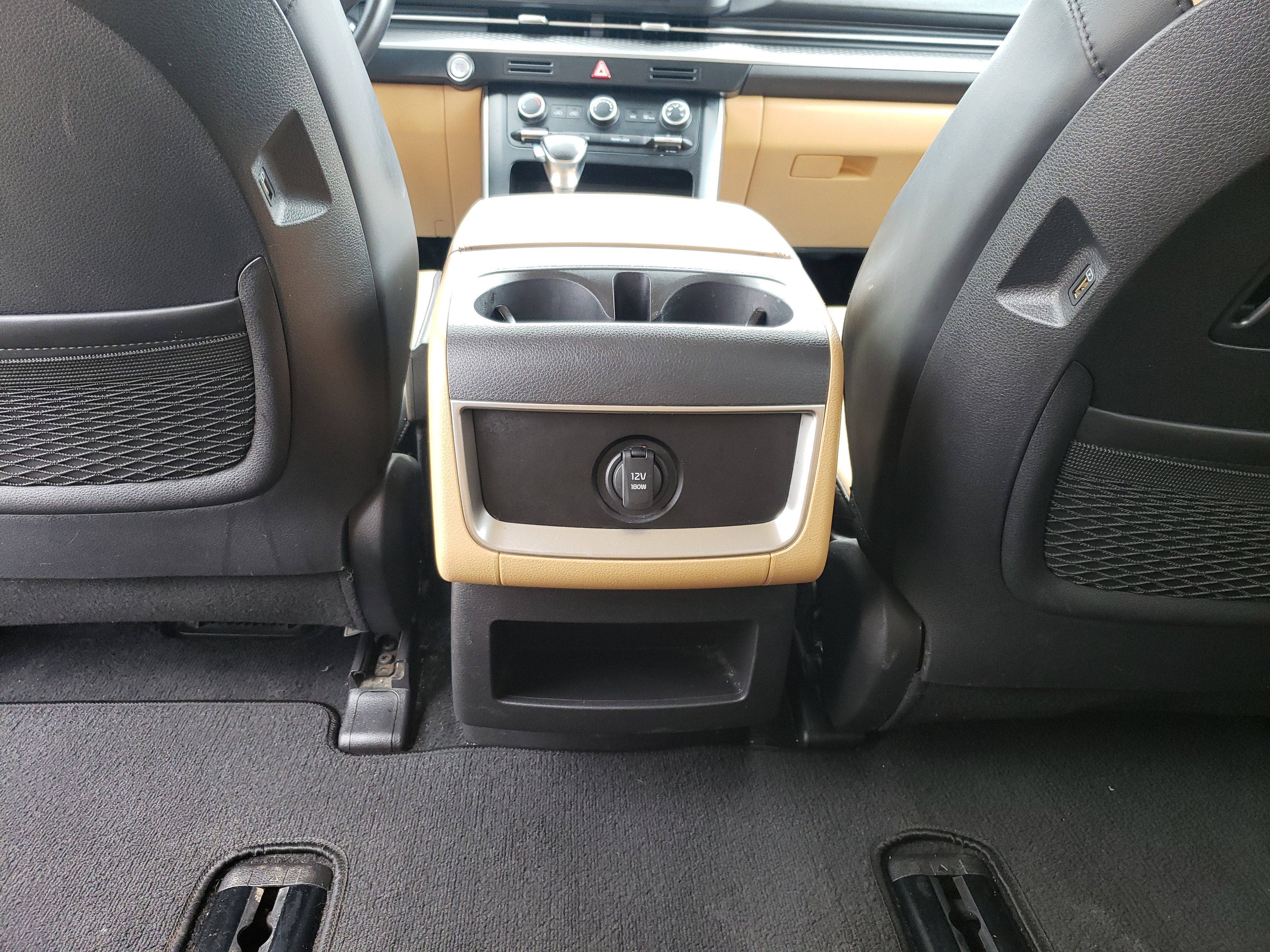 2023 Kia Carnival LX